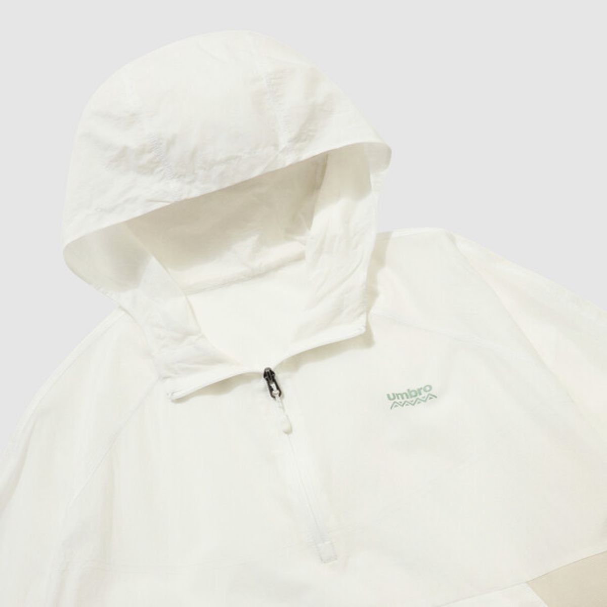 엄브로(UMBRO) 썬가드 초경량 후드 바람막이 아노락 아이보리 UR221CWT44