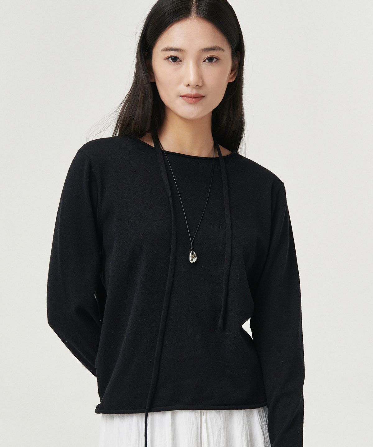 로브로브(LOVLOV) SOFT TIE NECK KNIT