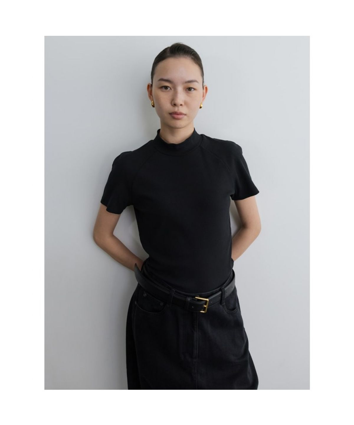 디애퍼처(THE APERTURE) Pavia Top  Black (TA5742A085)