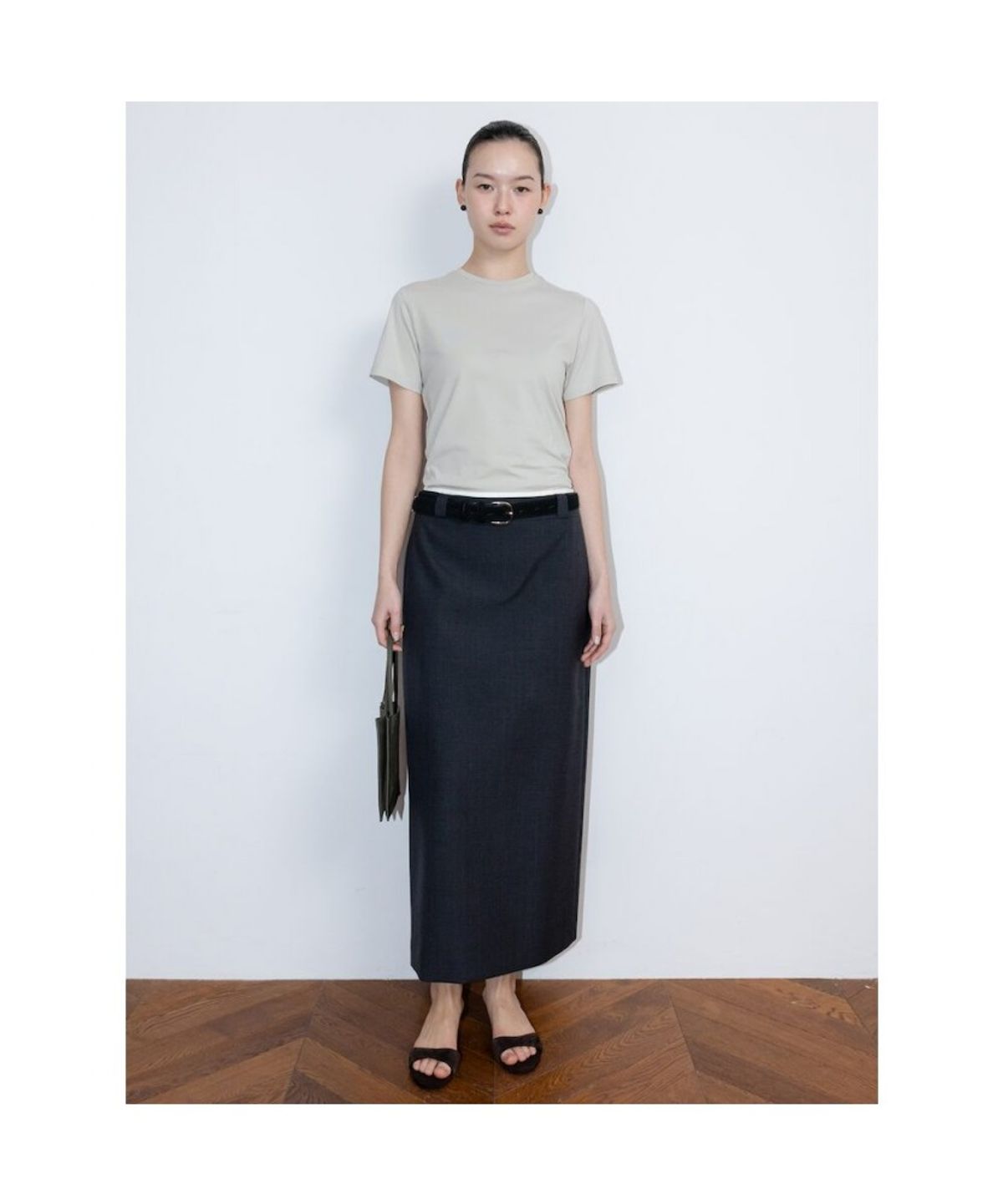 디애퍼처(THE APERTURE) Cotton Fitted Top  Grey (TA6242A013)