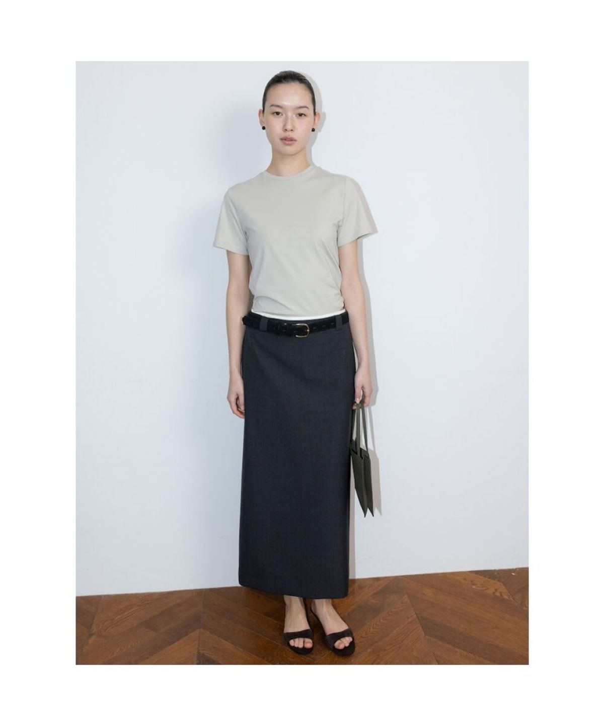 디애퍼처(THE APERTURE) Cotton Fitted Top  Grey (TA6242A013)