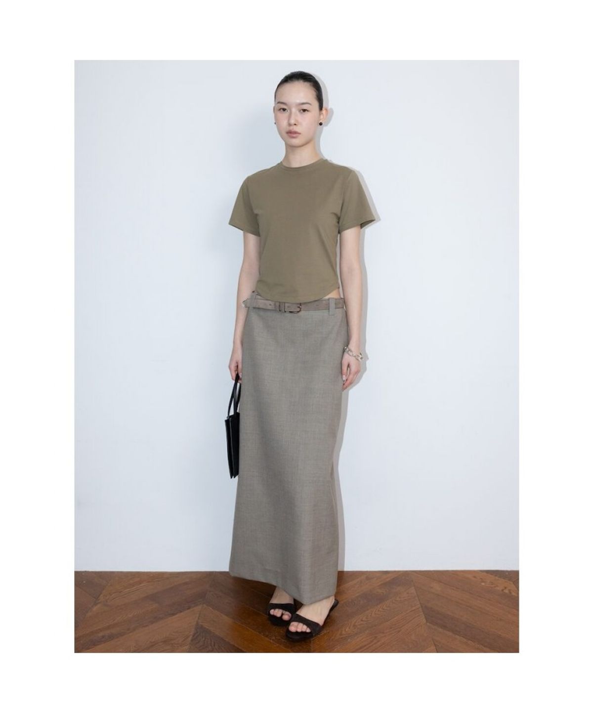 디애퍼처(THE APERTURE) Cotton Fitted Top  Khaki (TA6242A01H)