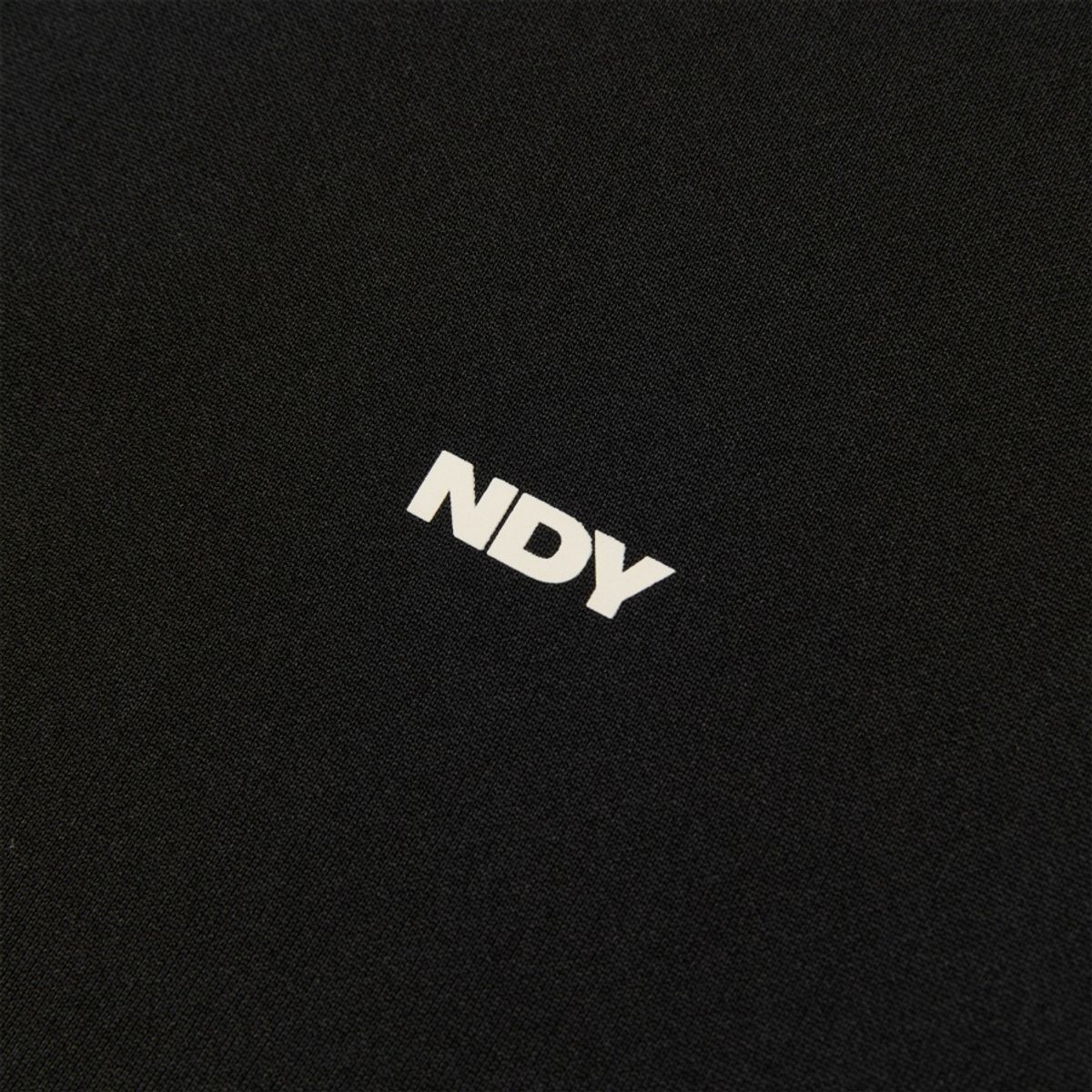 엔디와이(NDY) 클래식 NY 반팔 트랙 탑 블랙