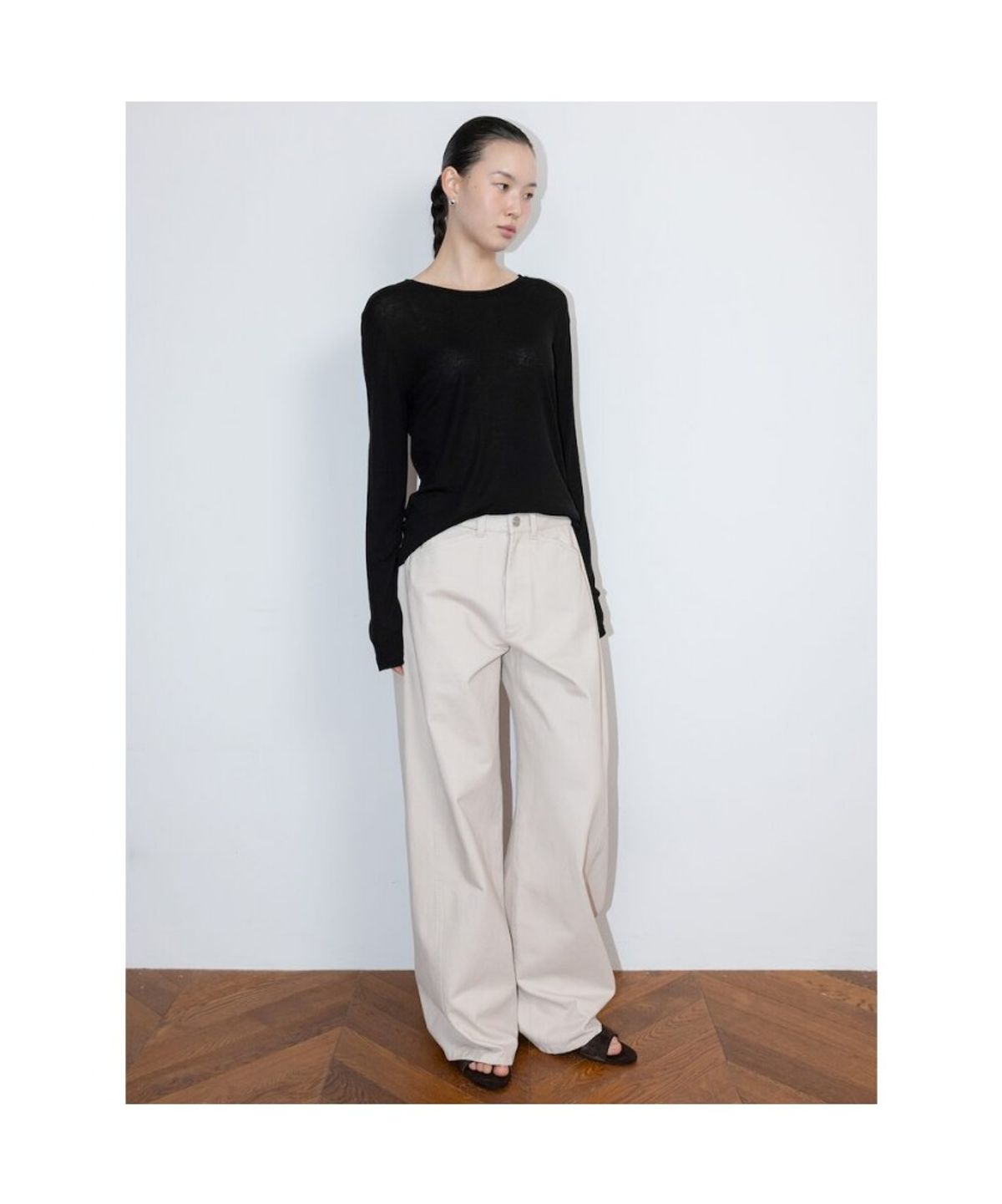 디애퍼처(THE APERTURE) Basic Long Sleeve Top  Black (TA6241A055)