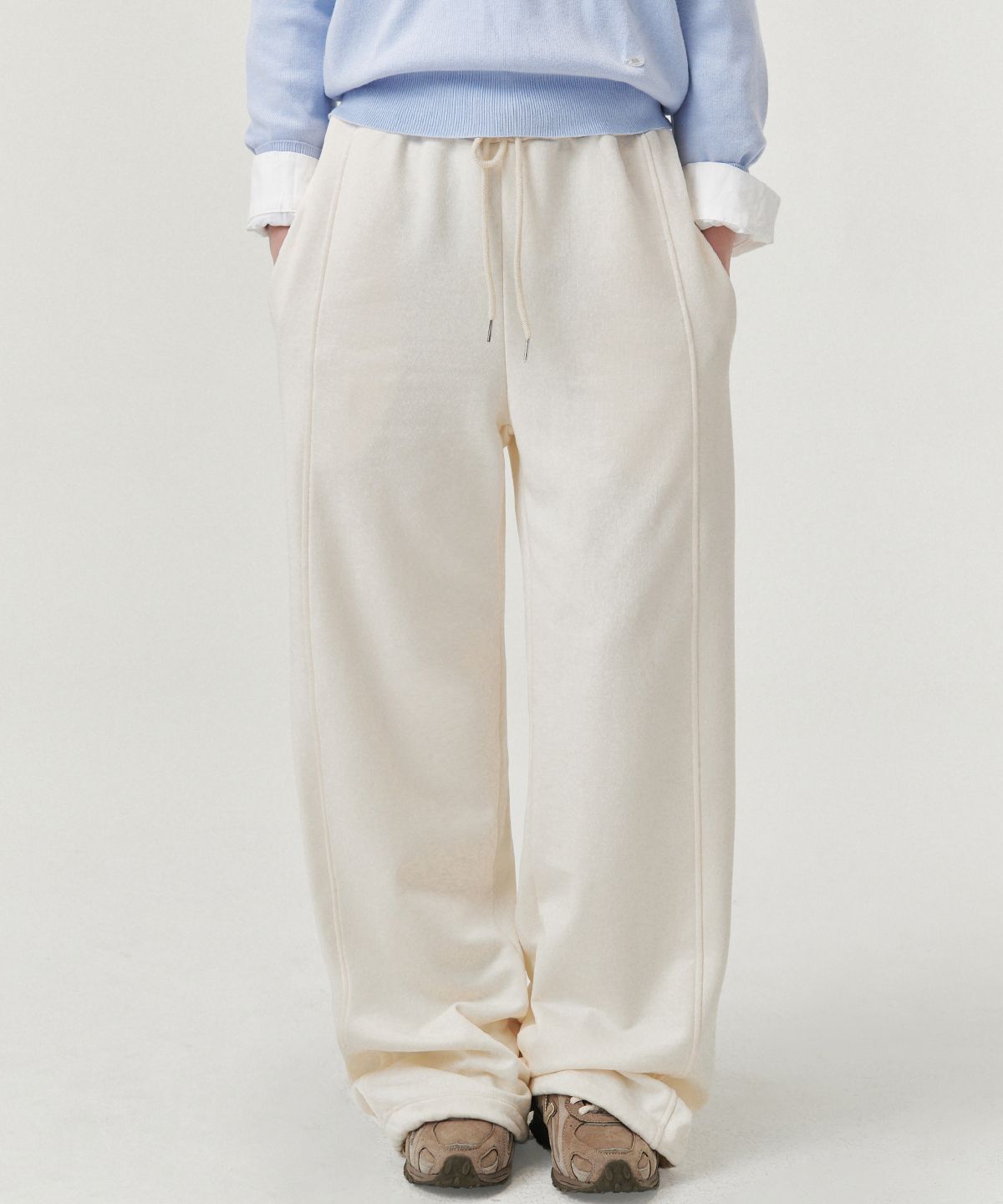 로브로브(LOVLOV) EASY TWO-WAY SWEAT JOGGER
