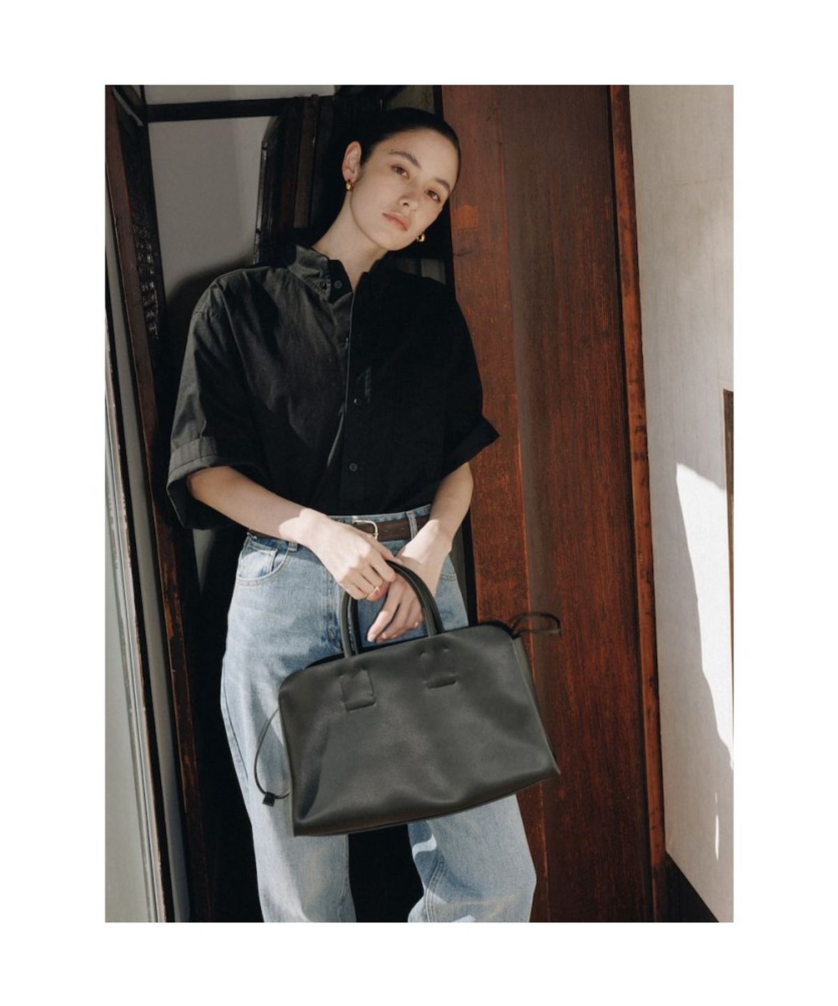 디애퍼처(THE APERTURE) Over Cotton Shirt  Black (TA6265A015)