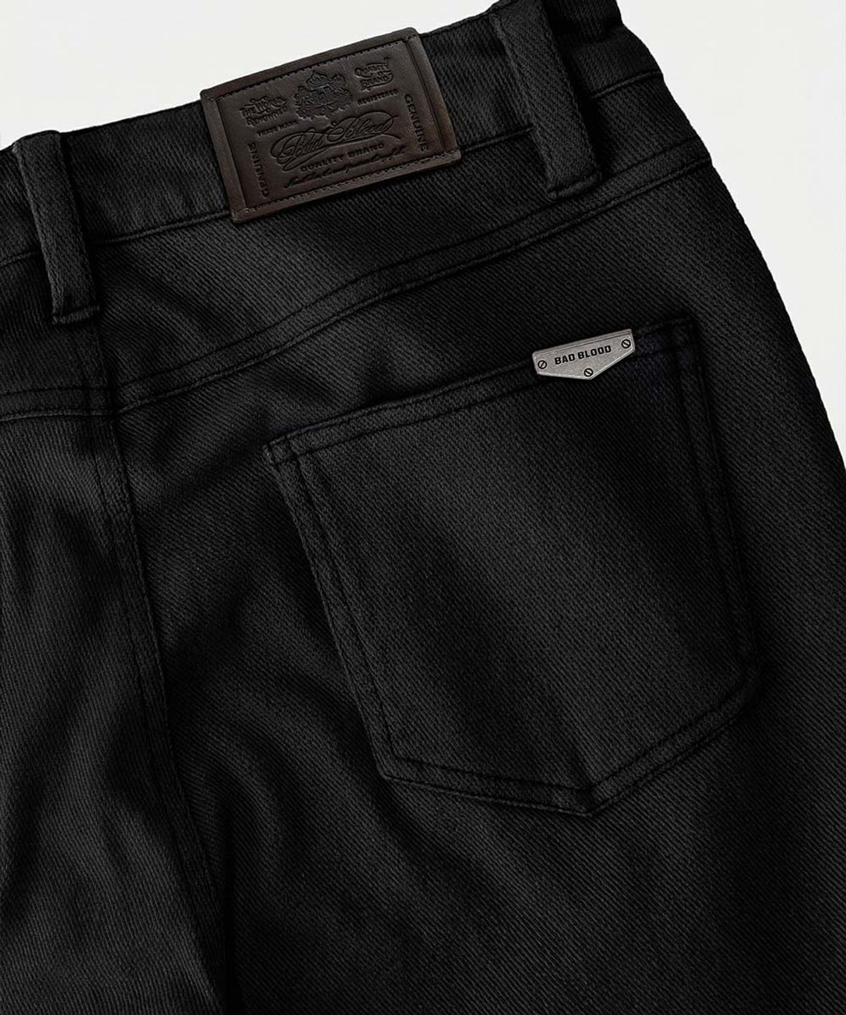 배드블러드(BADBLOOD) 702 Low-Rise Bootcut Pants - Black