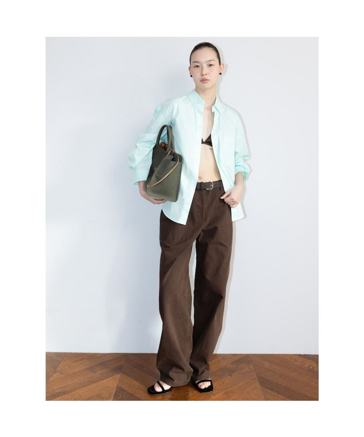 디애퍼처(THE APERTURE) Aperture Basic Shirt  Apple Green (TA6264A02K)