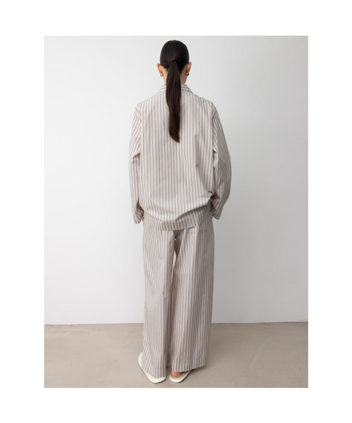 디애퍼처(THE APERTURE) Sidogras Pajamas Shirt  Beige (TA5764A08A)