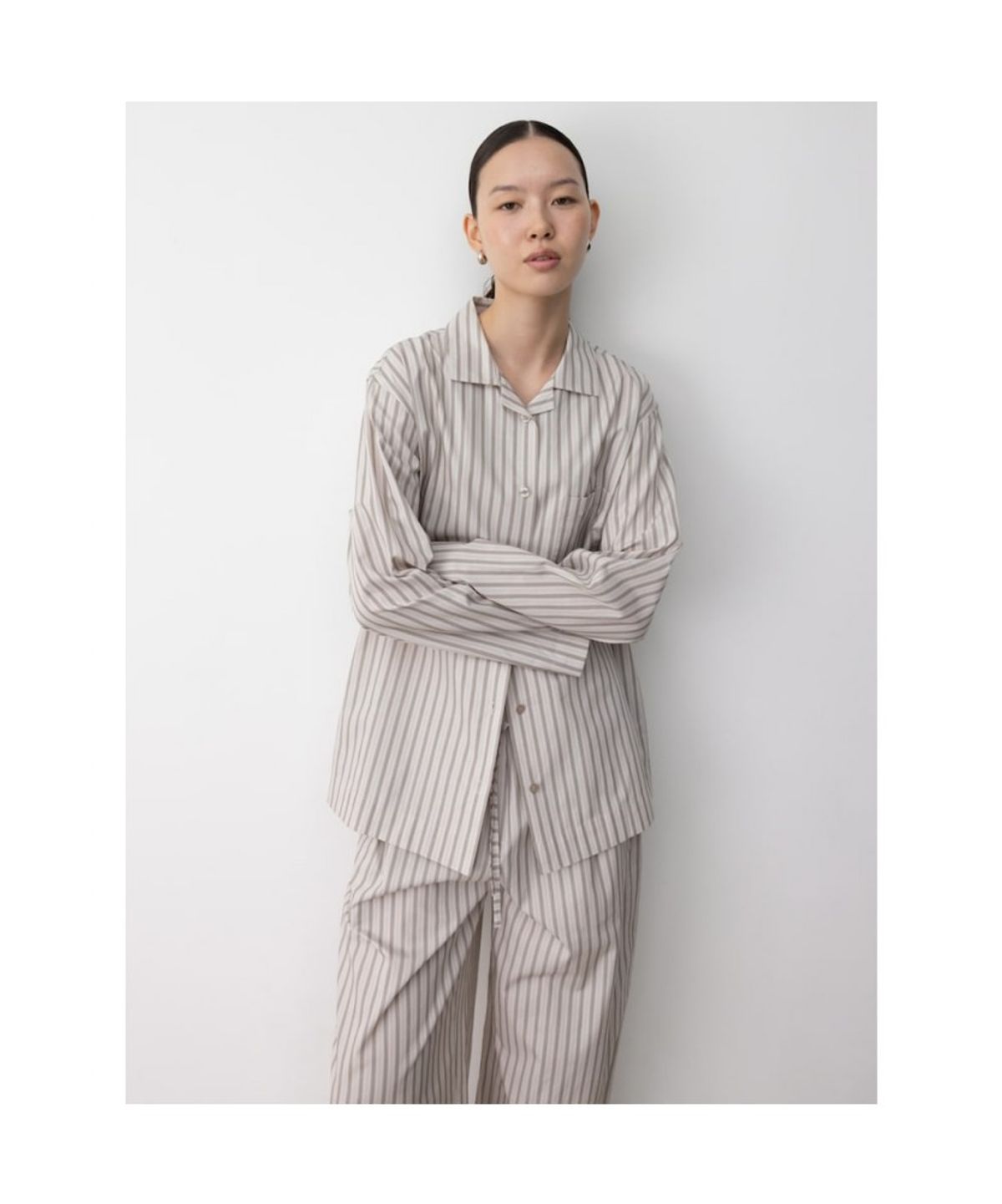 디애퍼처(THE APERTURE) Sidogras Pajamas Shirt  Beige (TA5764A08A)