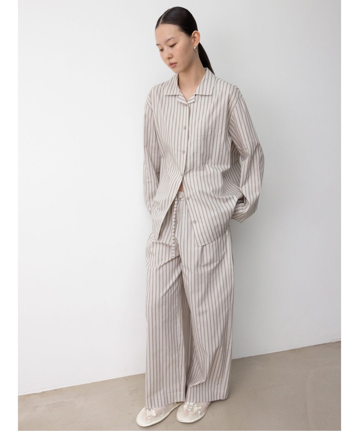 디애퍼처(THE APERTURE) Sidogras Pajamas Shirt  Beige (TA5764A08A)