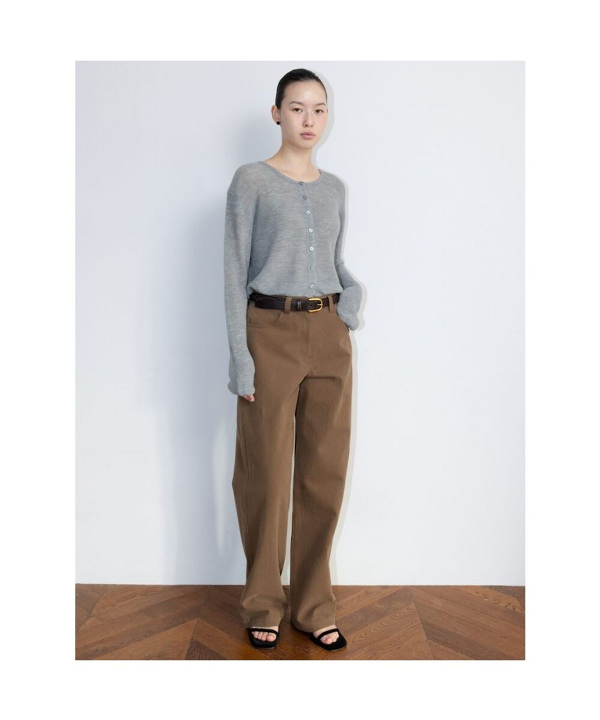 디애퍼처(THE APERTURE) Sheer Loose Cardigan  Grey (TA625AA013)