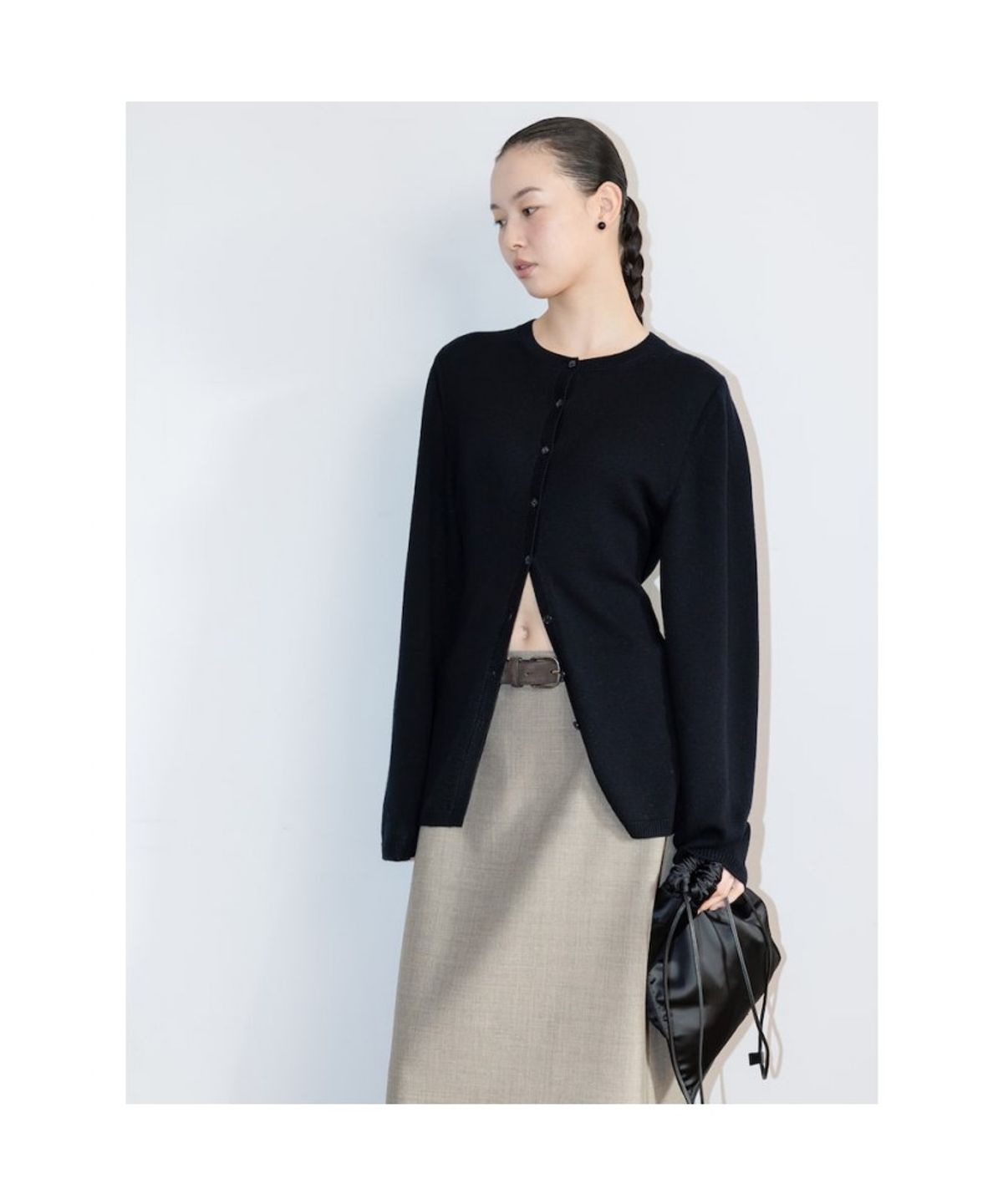 디애퍼처(THE APERTURE) Classic Long Cardigan  Black (TA625AA035)