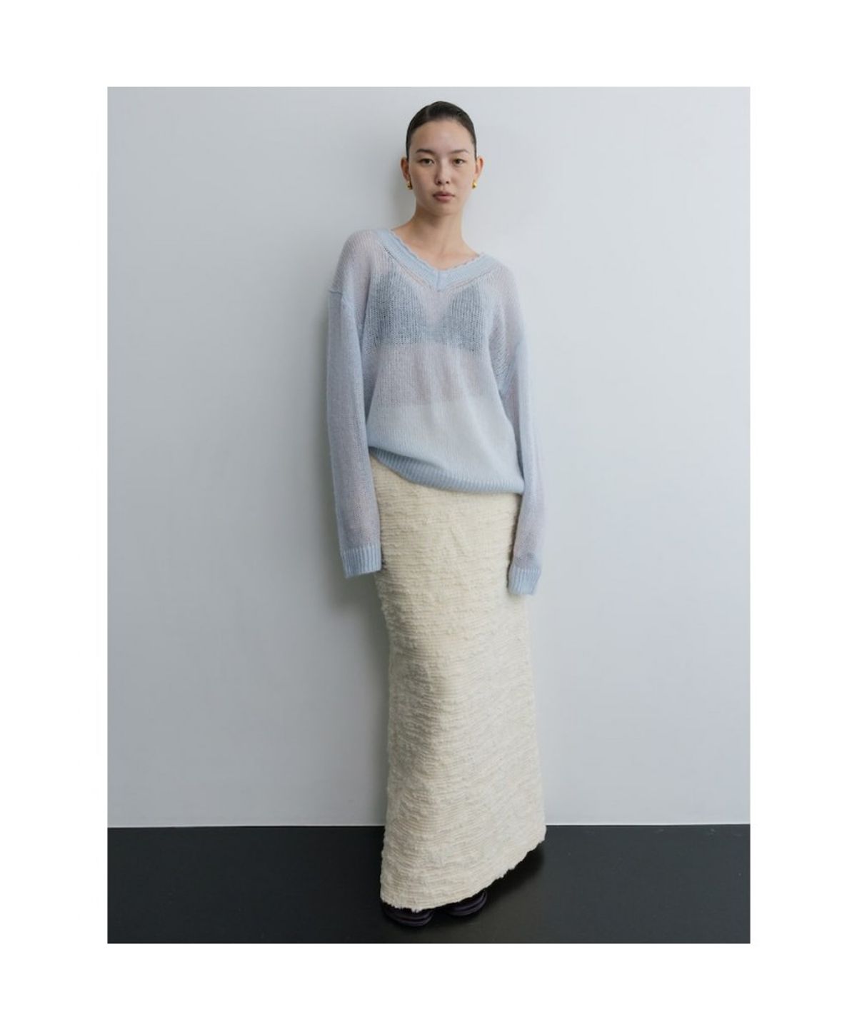 디애퍼처(THE APERTURE) Loosely V Neck Knit  Sky Blue (TA5751A08Q)
