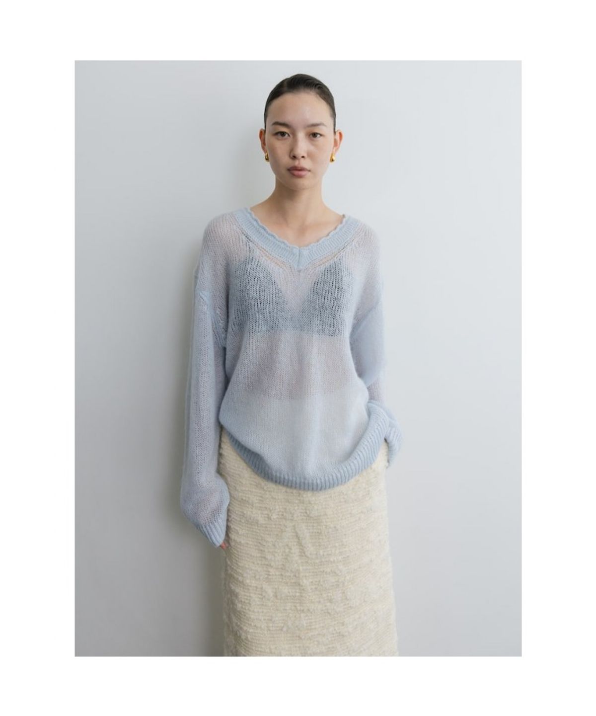 디애퍼처(THE APERTURE) Loosely V Neck Knit  Sky Blue (TA5751A08Q)