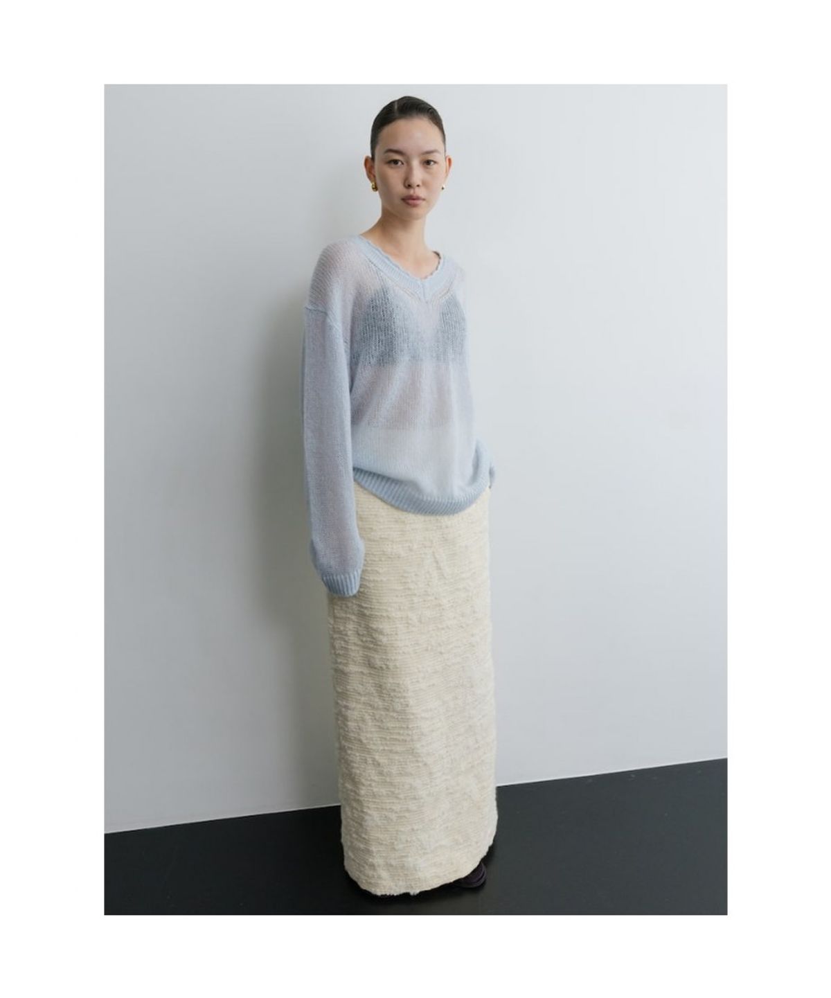 디애퍼처(THE APERTURE) Loosely V Neck Knit  Sky Blue (TA5751A08Q)
