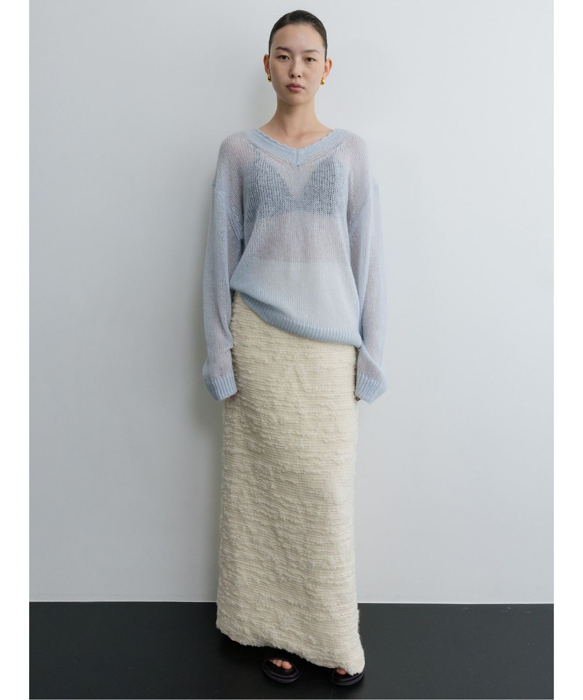 디애퍼처(THE APERTURE) Loosely V Neck Knit  Sky Blue (TA5751A08Q)