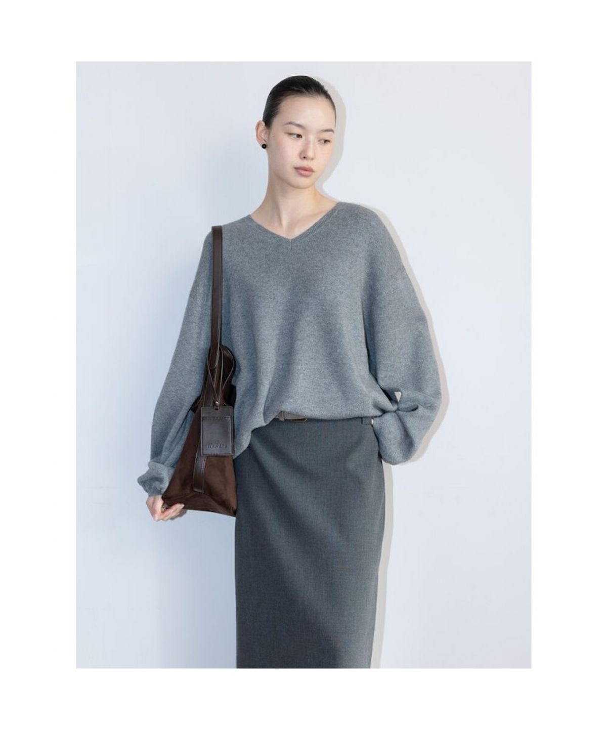 디애퍼처(THE APERTURE) Aperture Boxy Knit Top  Grey (TA6251A043)