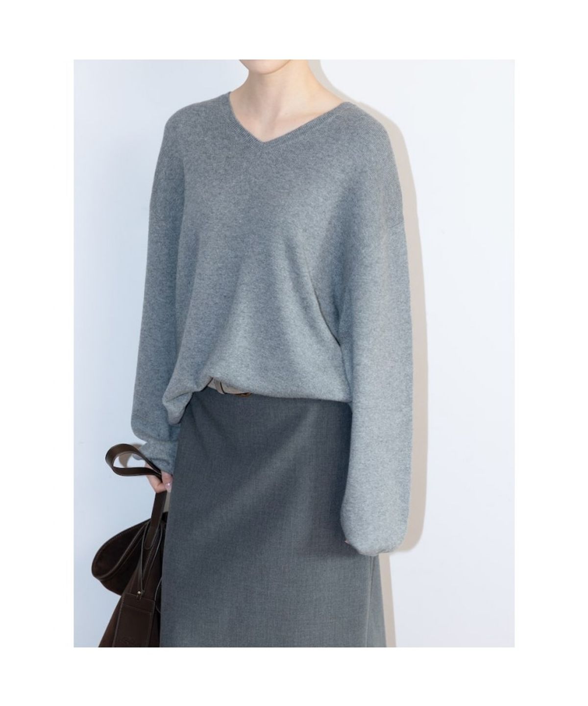 디애퍼처(THE APERTURE) Aperture Boxy Knit Top  Grey (TA6251A043)
