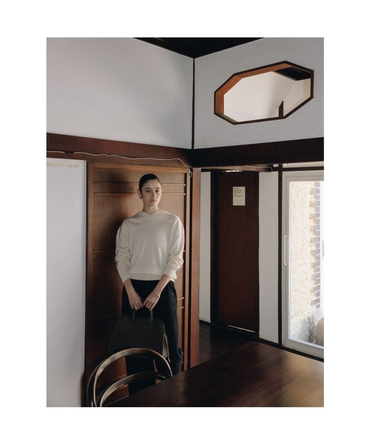디애퍼처(THE APERTURE) Spring Mac Sweater  Ivory (TA6251A020)
