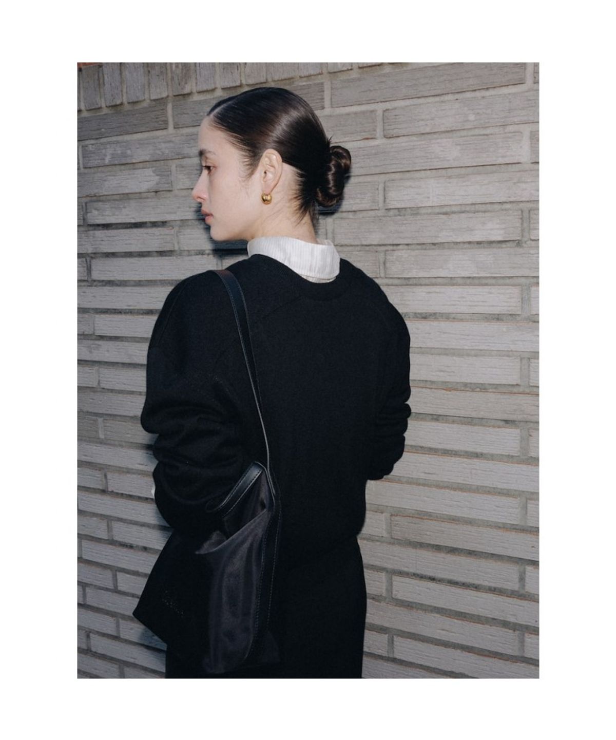 디애퍼처(THE APERTURE) Spring Mac Sweater  Black (TA6251A02R)