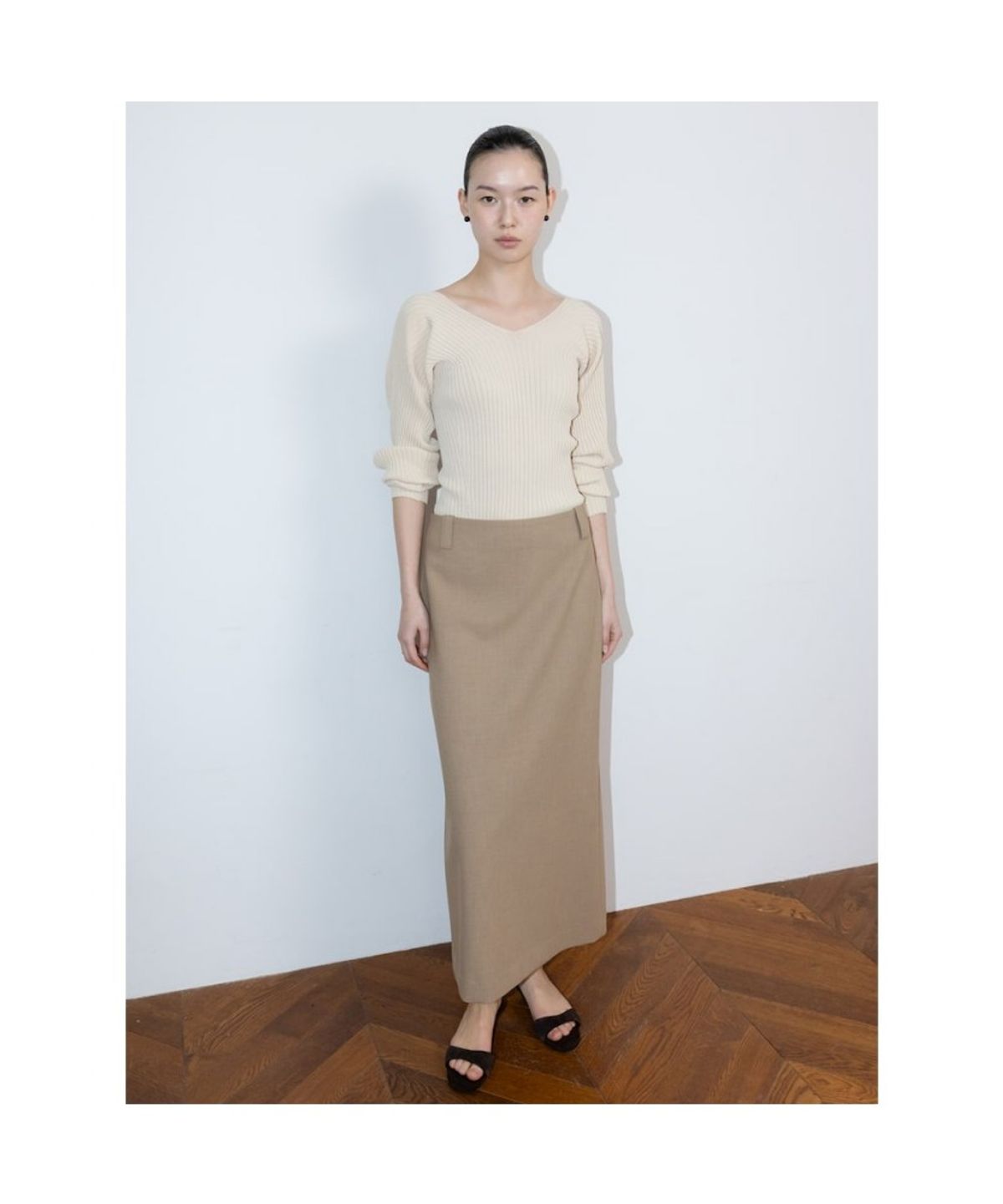 디애퍼처(THE APERTURE) Spring Delia Knit Top  Ivory (TA6251A070)
