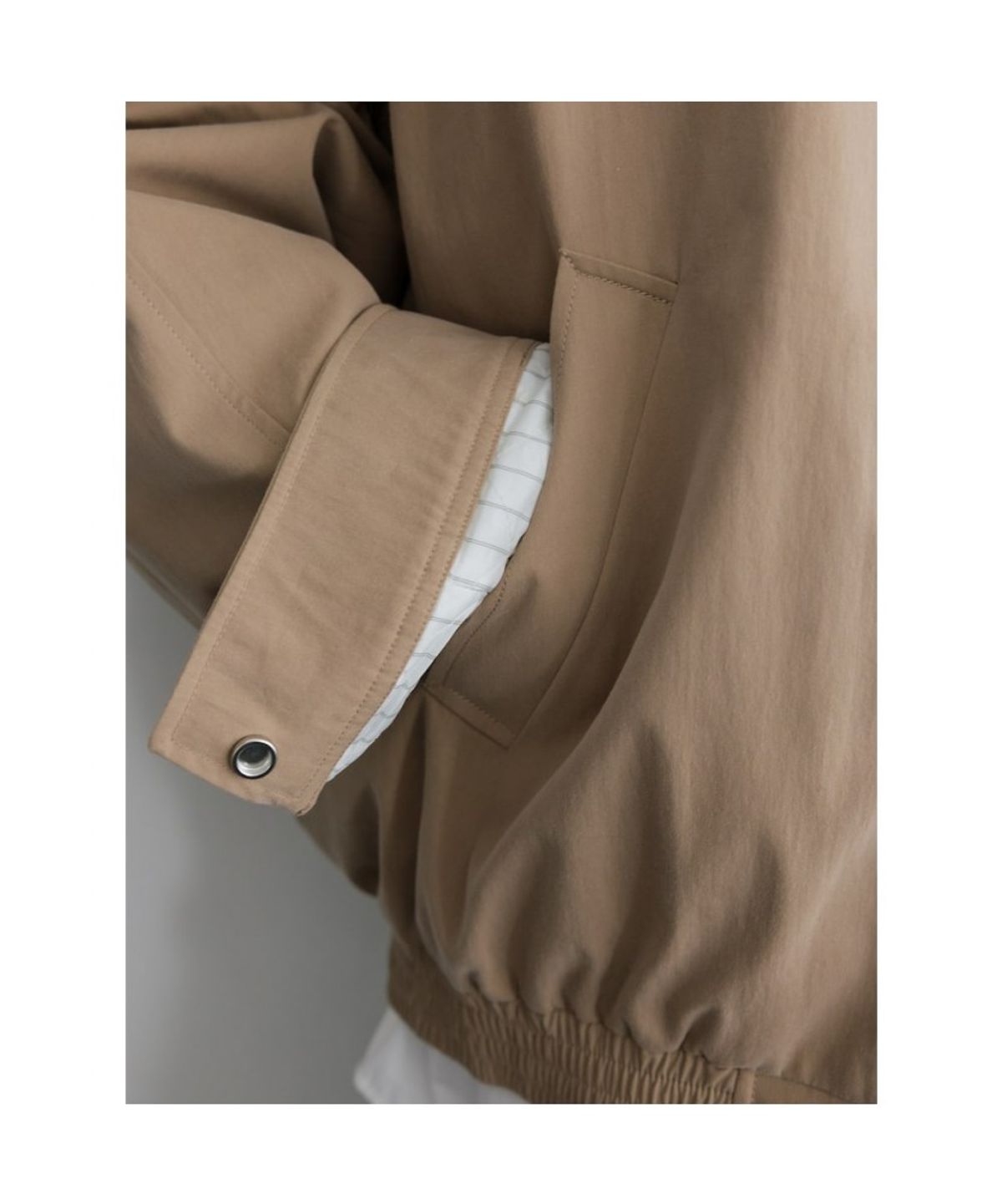 디애퍼처(THE APERTURE) Unisex Potter Blouson  Beige (TA5X39A02A)