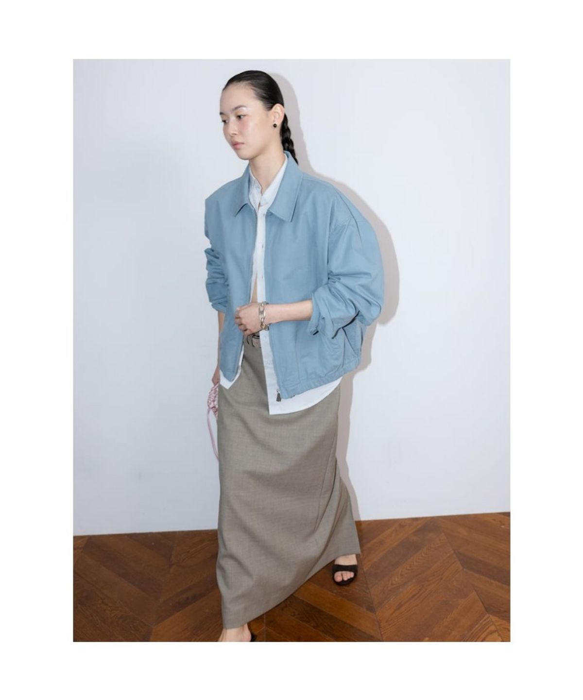 디애퍼처(THE APERTURE) FlapperHarper Blouson  Sky Blue (TA6239A01Q)