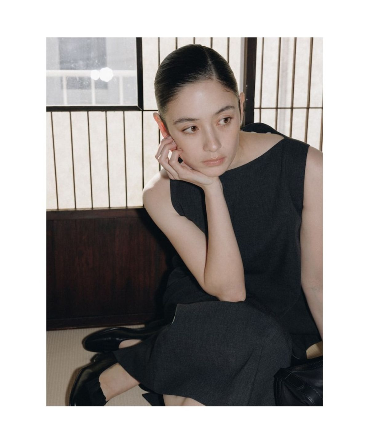 디애퍼처(THE APERTURE) Aperture 90S Dress  Ash (TA6271A014)