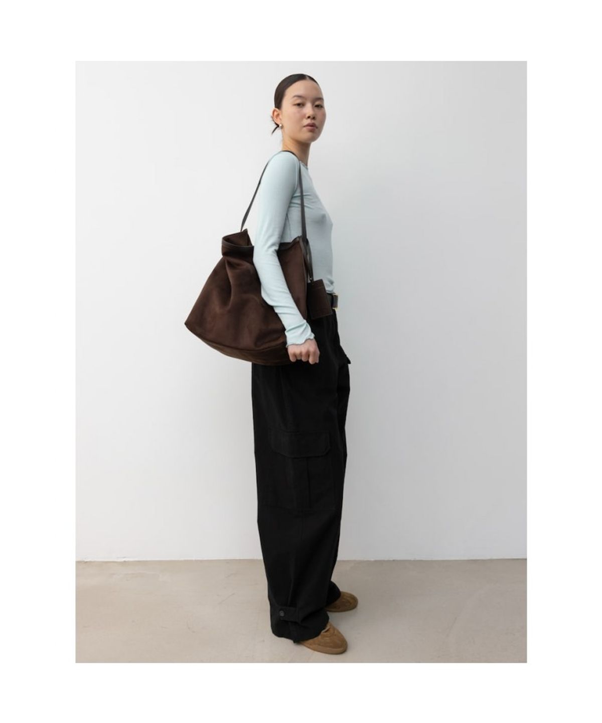 디애퍼처(THE APERTURE) Carpenter Loose Pants  Black (TA5721A135)
