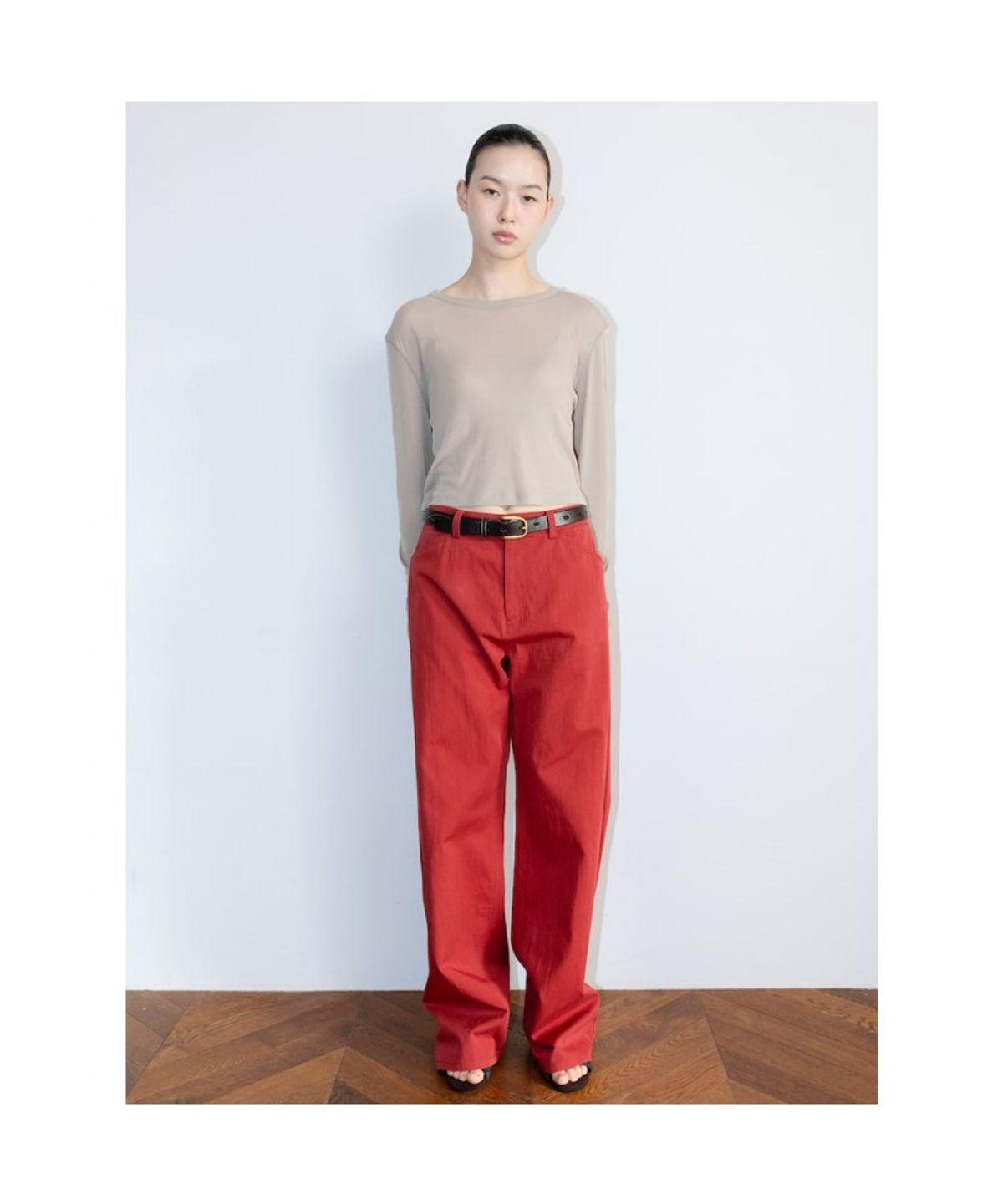 디애퍼처(THE APERTURE) 90s AUDE Pants  Red (TA6221A036)