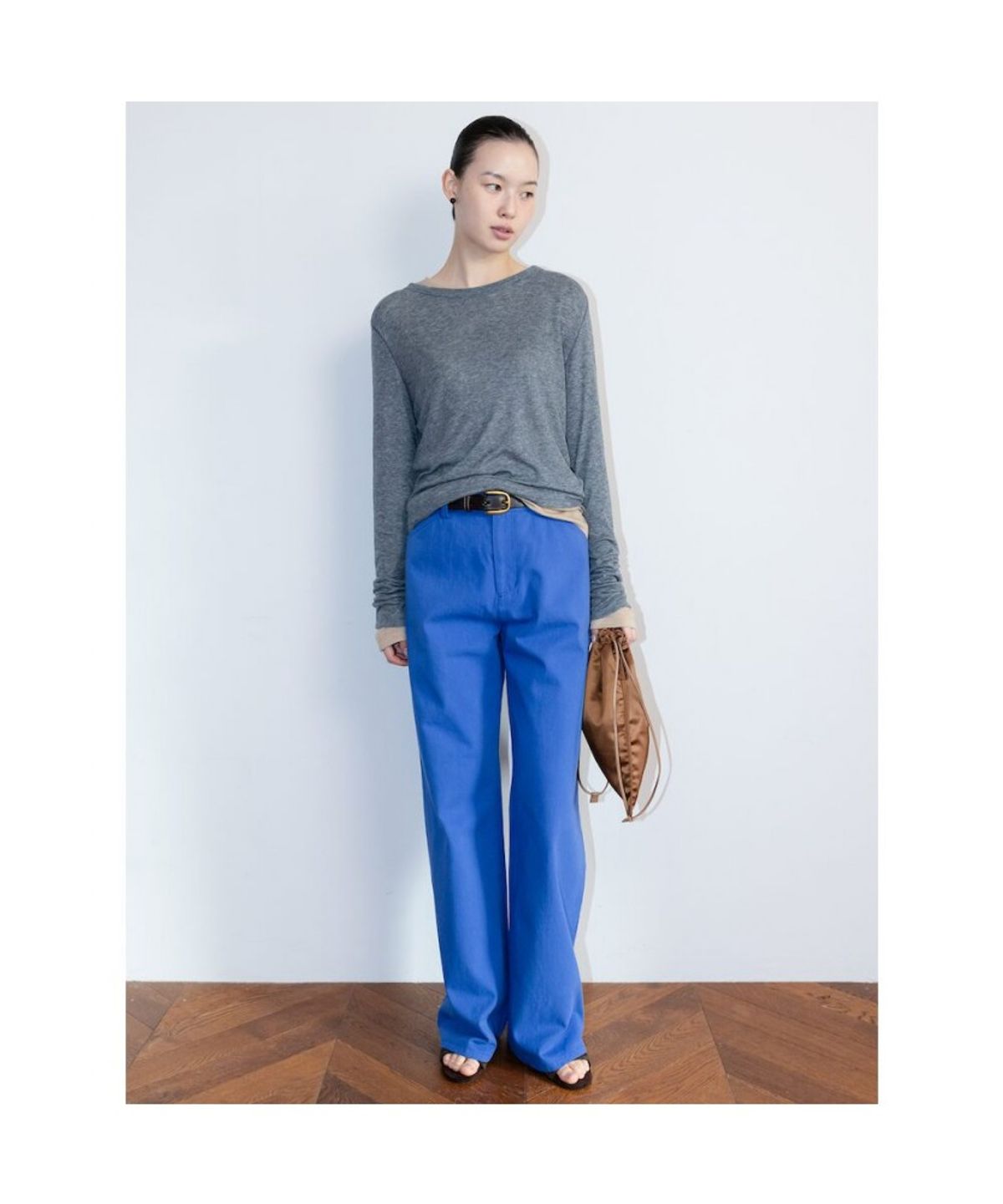디애퍼처(THE APERTURE) 90s AUDE Pants  Blue (TA6221A03P)