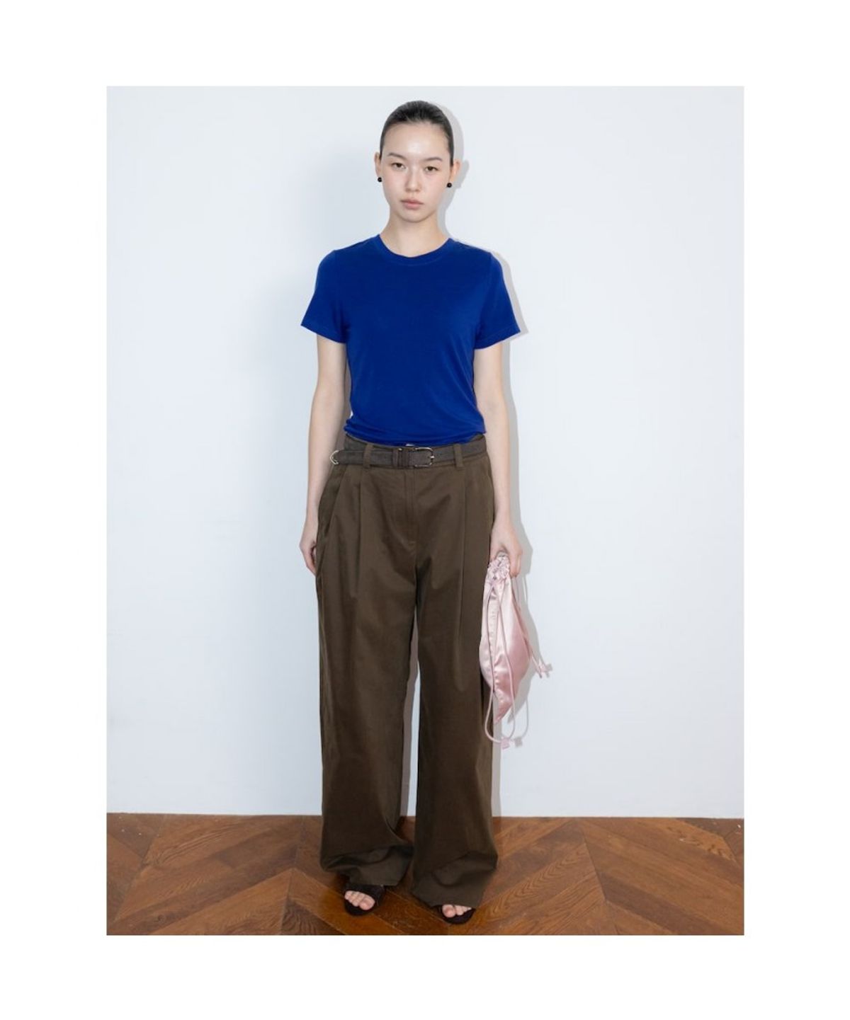 디애퍼처(THE APERTURE) Over Tuck Pants  Brown (TA6121A02D)