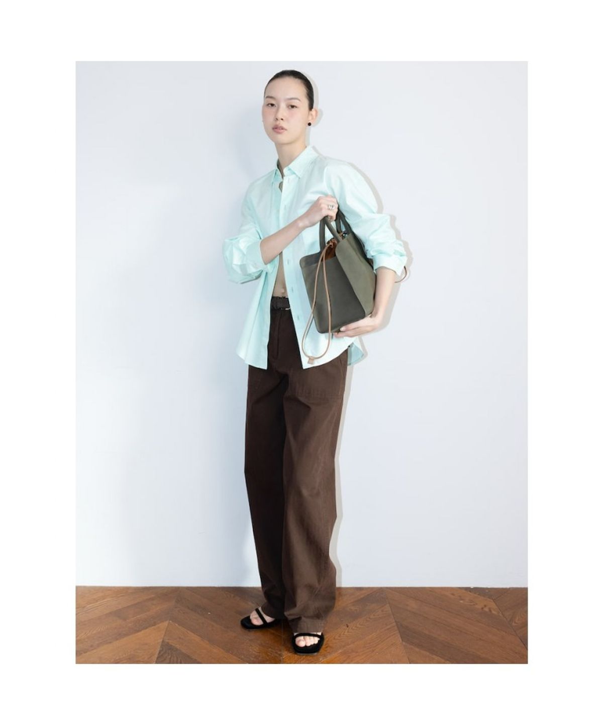 디애퍼처(THE APERTURE) Ralph Baggy Pants  Brown (TA6221A08D)
