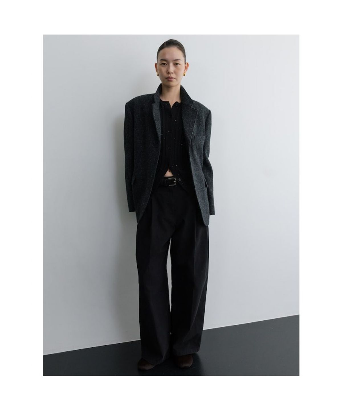 디애퍼처(THE APERTURE) Over Tuck Pants  Black (TA5X21A015)