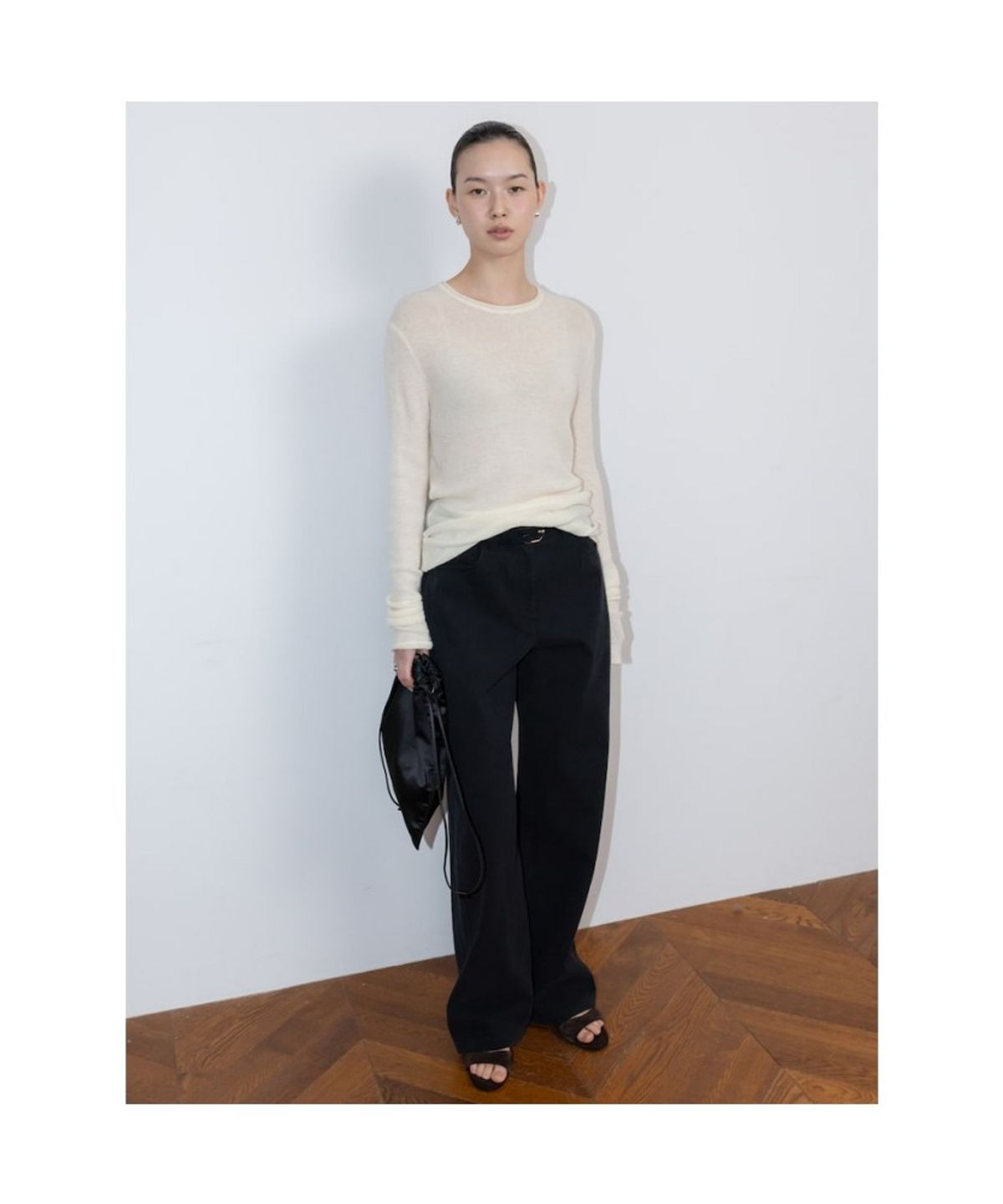 디애퍼처(THE APERTURE) Slim Chino Pants  Black (TA6221A025)