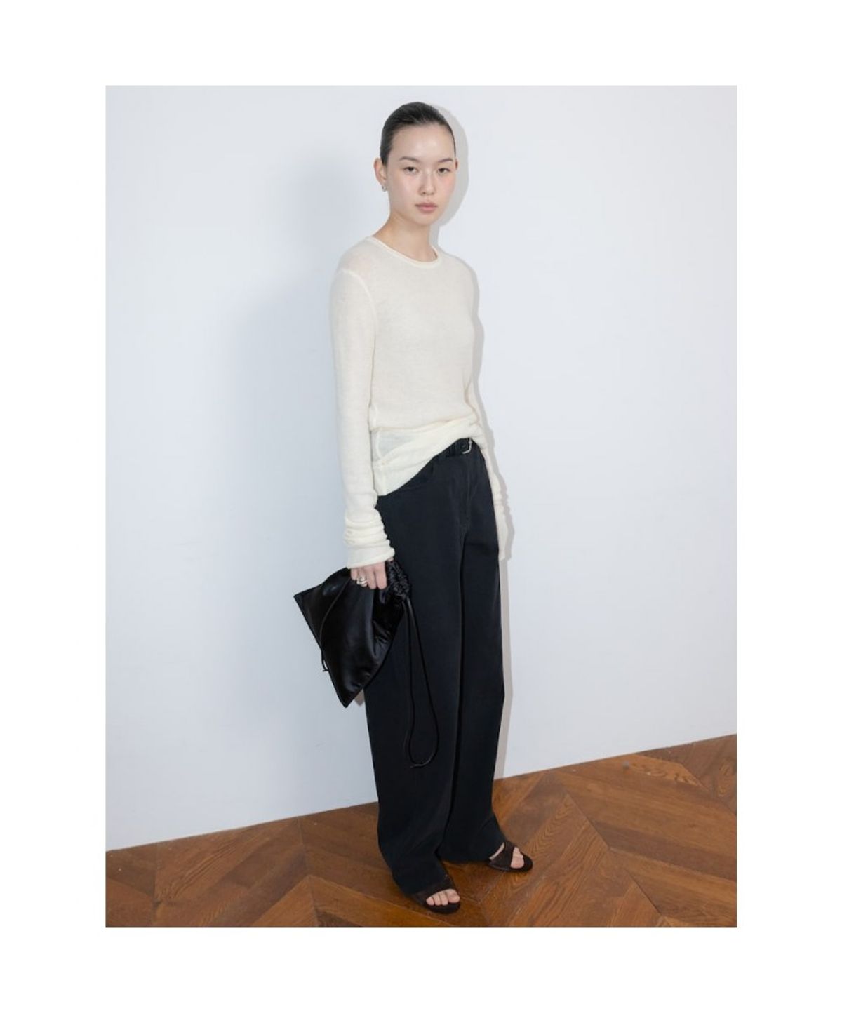 디애퍼처(THE APERTURE) Slim Chino Pants  Black (TA6221A025)