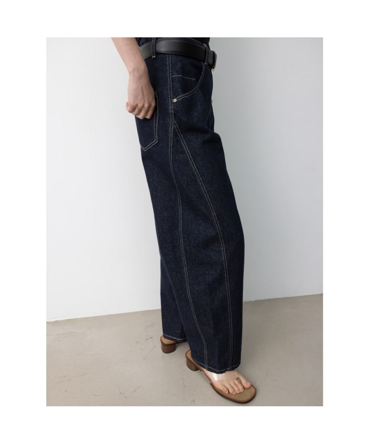 디애퍼처(THE APERTURE) Barbara Denim Pants  Blue (TA5721A08P)