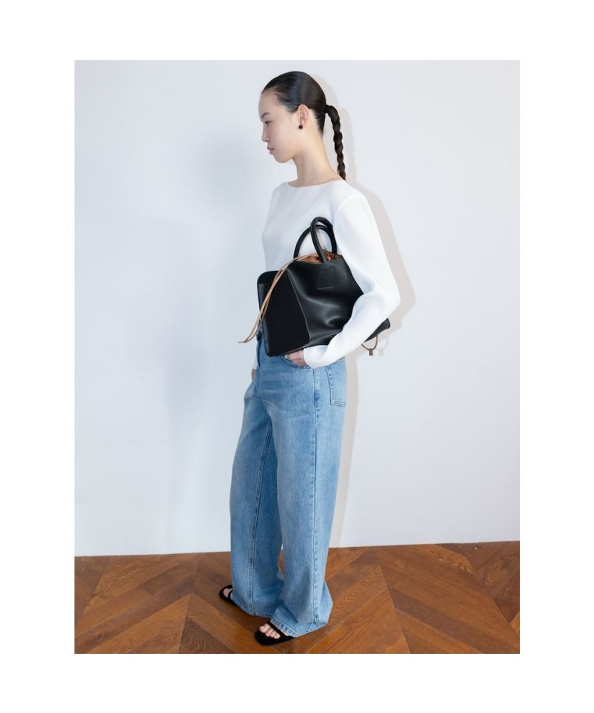 디애퍼처(THE APERTURE) 90S Straight Pants  Blue (TA6221A10P)