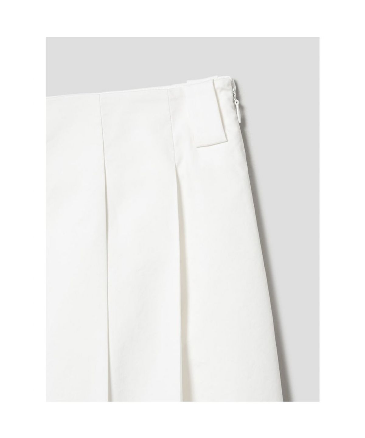 디애퍼처(THE APERTURE) Katie Pleated Skirt  White (TA5727A121)