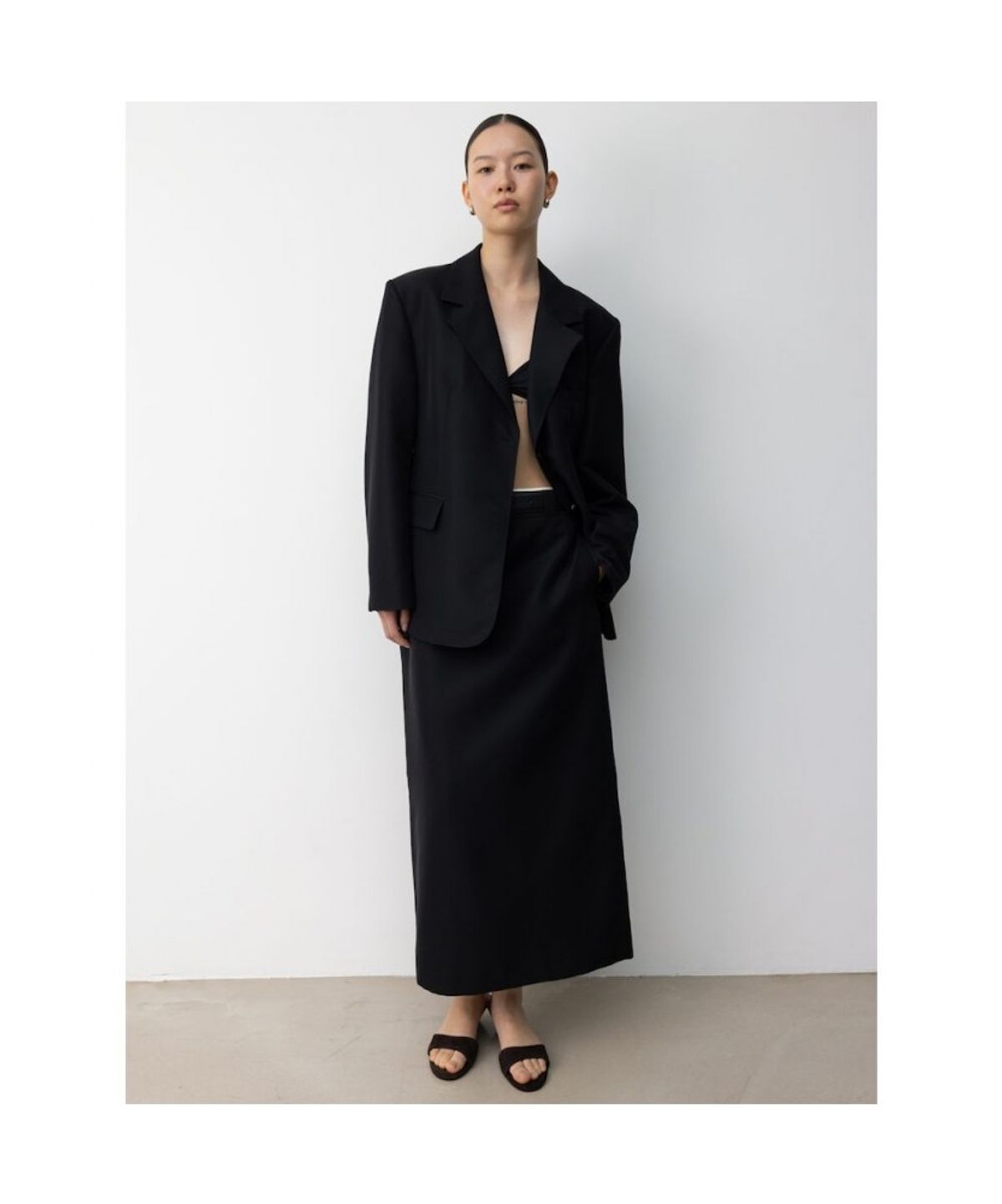 디애퍼처(THE APERTURE) 60s Daimatsu Skirt  Black (TA5727A035)