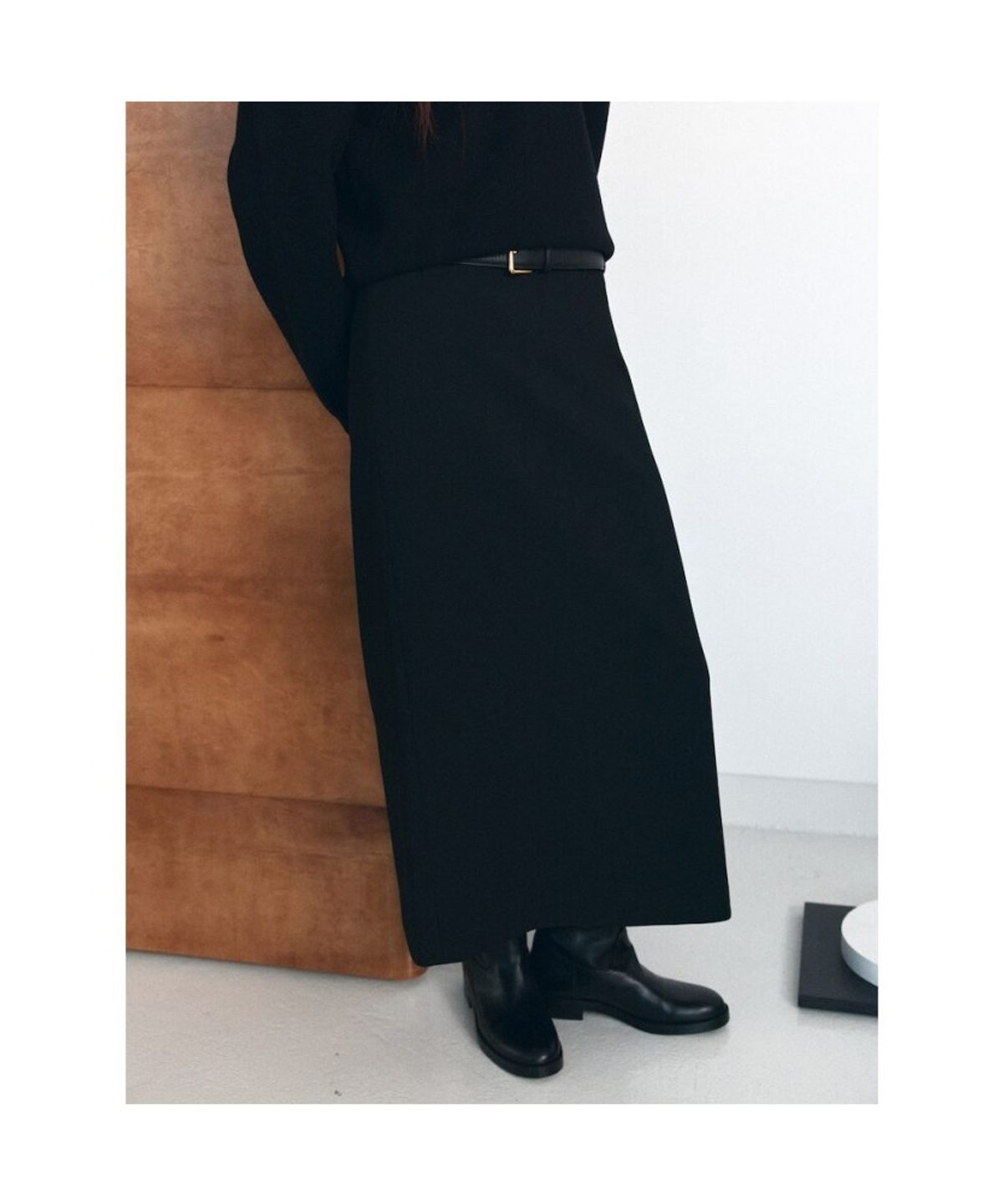 디애퍼처(THE APERTURE) Classic H Line Skirt  Black (TA6227A025)