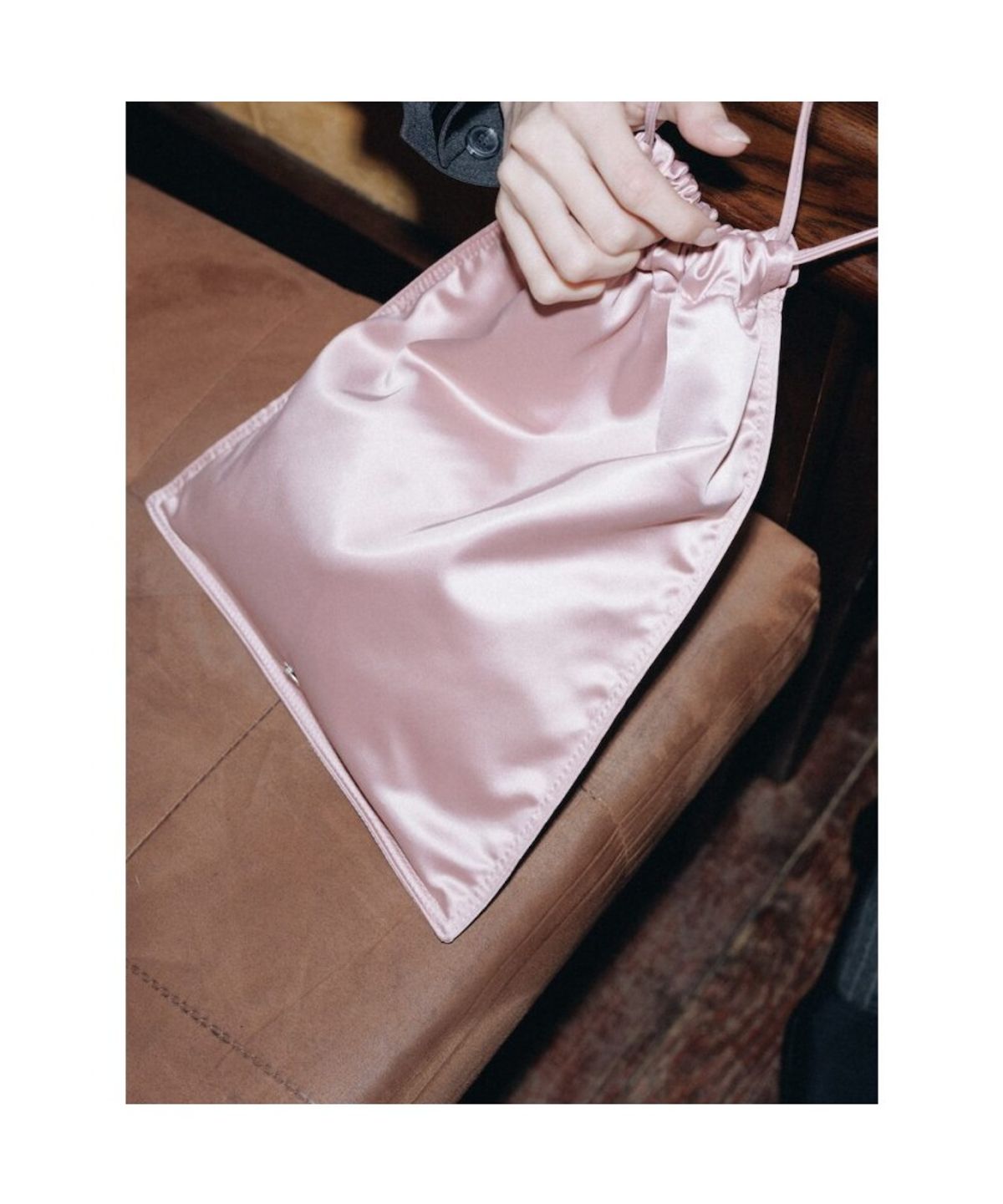 디애퍼처(THE APERTURE) Aperture Nylon Pouch  Pink (TA62D4A02X)