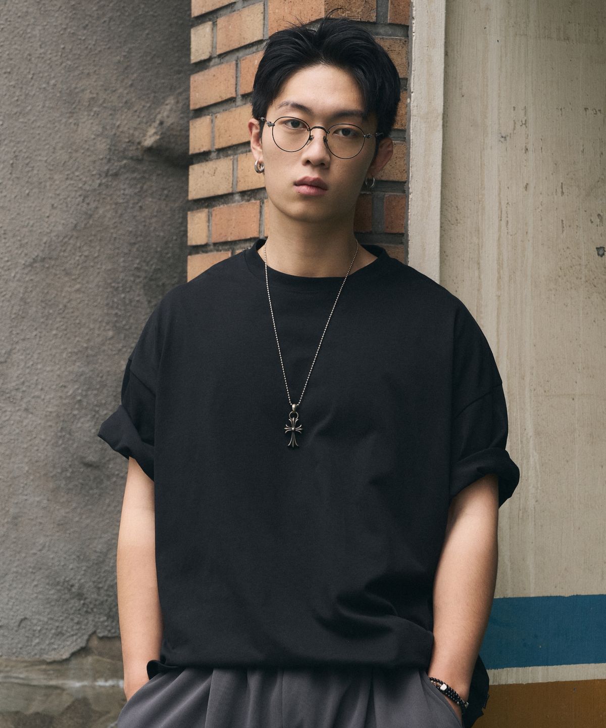버클다운(BUCKLE DOWN) 엑스트라 - 오버핏 헤비 웨이티드 박시 티셔츠 (BLACK)