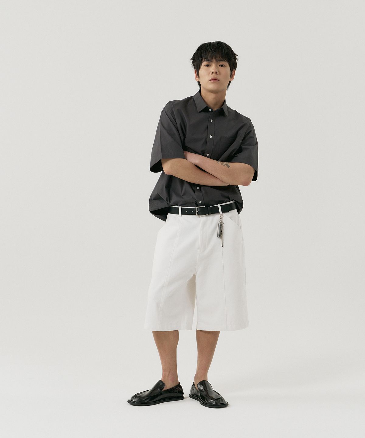 그노크(GNOK) 버뮤다 데님 반바지[화이트]
