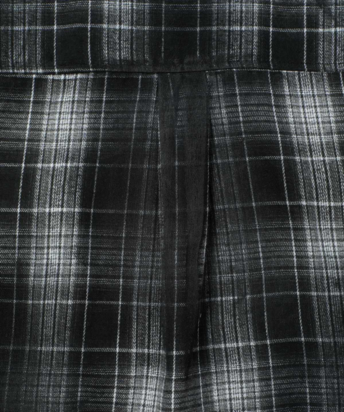 더 오피셜 레퓨지(THE OFFICIAL REFUGE) HAND OIL BRUSHED SHIRT BLACK
