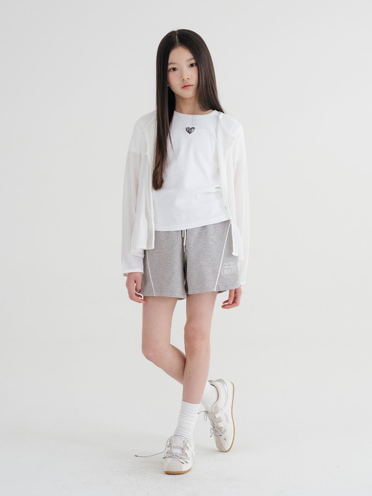 브렛테일러(BRETTAILOR) 드레이피 러플 썸머 가디건(화이트)