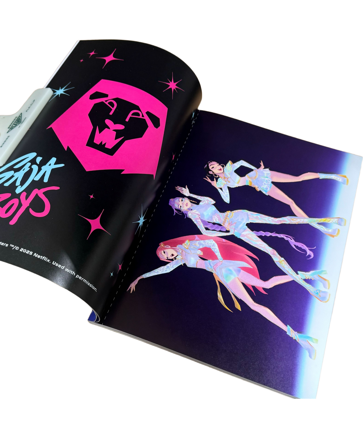 언어세상(LANGUAGE WORLD) Kpop Demon Hunters: The Official Poster Book