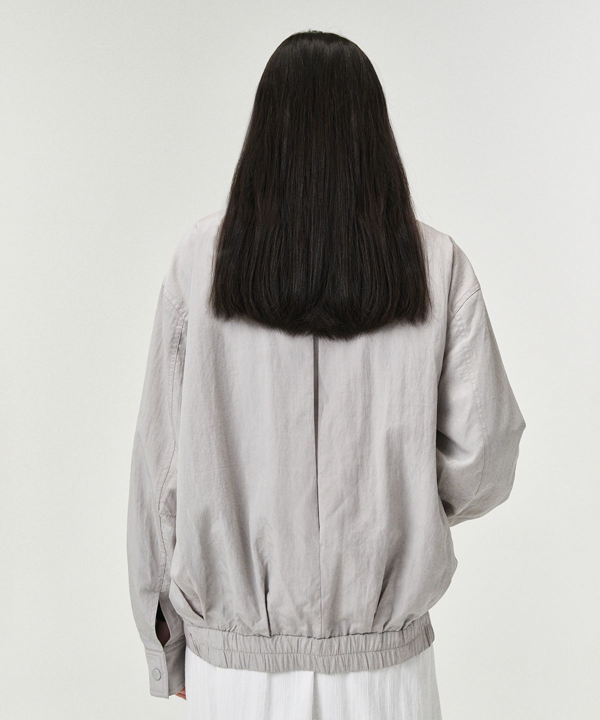 로브로브(LOVLOV) LIGHT BREAKER JUMPER