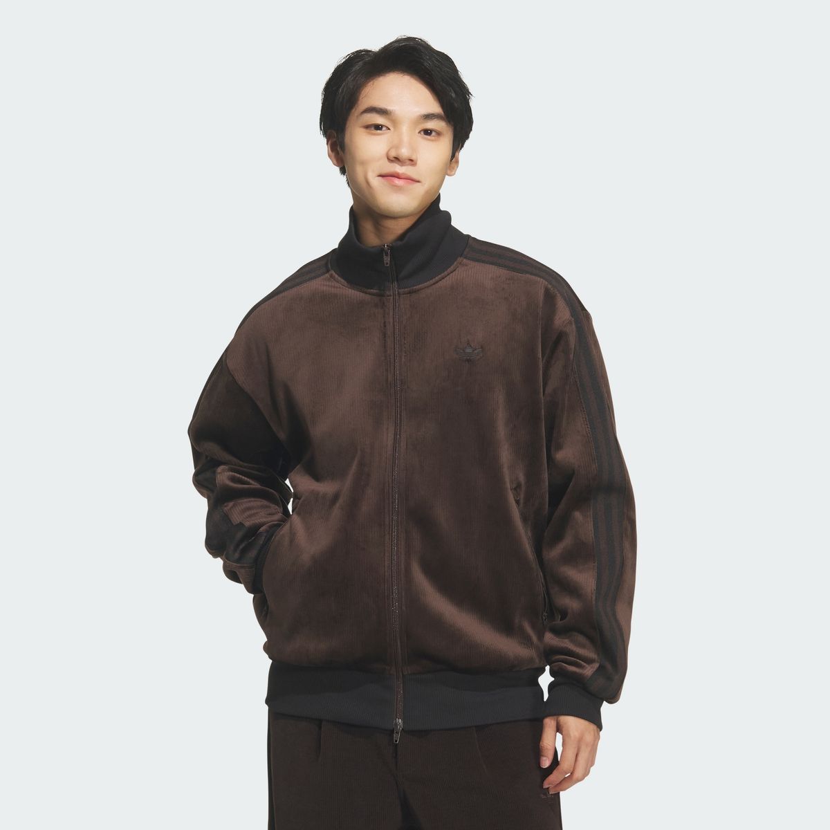 아디다스(ADIDAS) 코듀로이 클래식 트랙탑 KQ5545